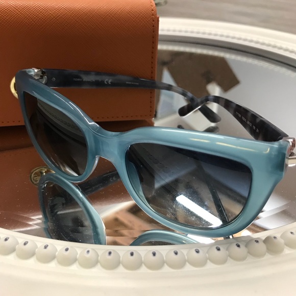 Tory Burch Accessories - Tory Burch sunglasses